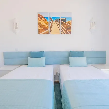Villa 61 Vdm - Superb On Vale Do Milho With Heated *