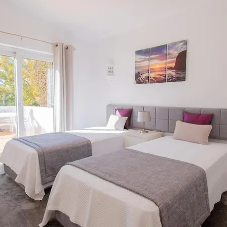 61 Vdm - Superb On Vale Do Milho With Heated Villa Carvoeiro (Lagoa)