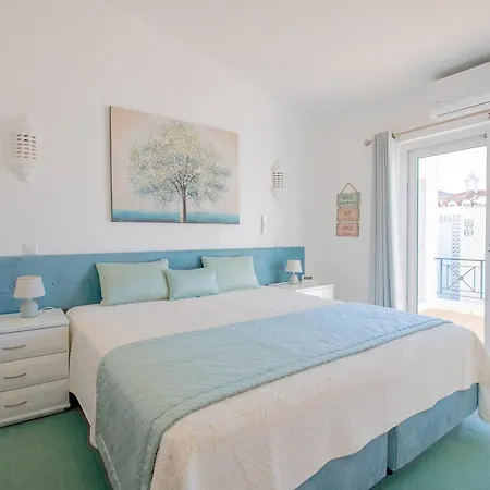 61 Vdm - Superb On Vale Do Milho With Heated Villa
