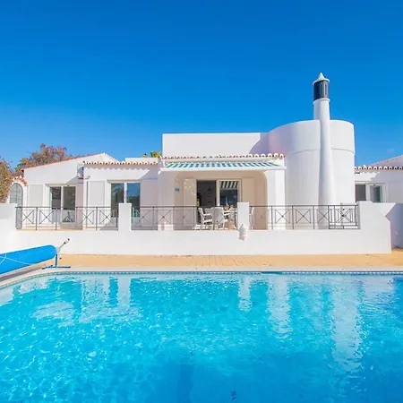 Villa 61 Vdm - Superb On Vale Do Milho With Heated *