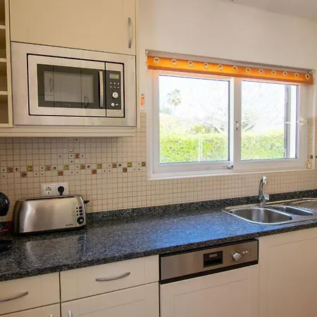 61 Vdm - Superb On Vale Do Milho With Heated Villa *