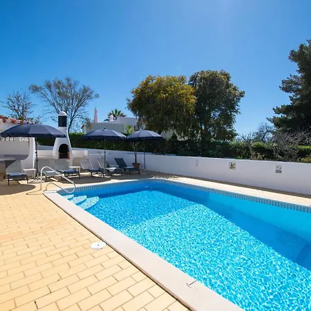 61 Vdm - Superb On Vale Do Milho With Heated