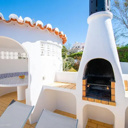 Villa 61 Vdm - Superb On Vale Do Milho With Heated *