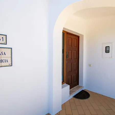 61 Vdm - Superb On Vale Do Milho With Heated Villa