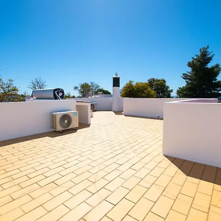 Villa 61 Vdm - Superb On Vale Do Milho With Heated Carvoeiro (Lagoa)