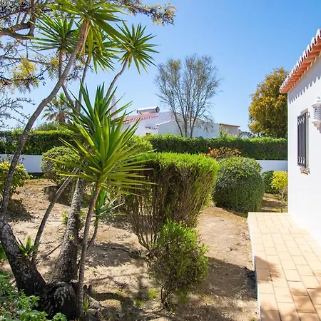 61 Vdm - Superb On Vale Do Milho With Heated Villa