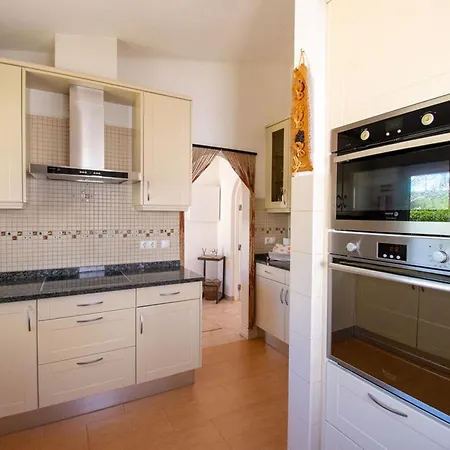 Villa 61 Vdm - Superb On Vale Do Milho With Heated Carvoeiro (Lagoa)