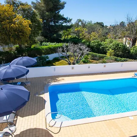 61 Vdm - Superb On Vale Do Milho With Heated *